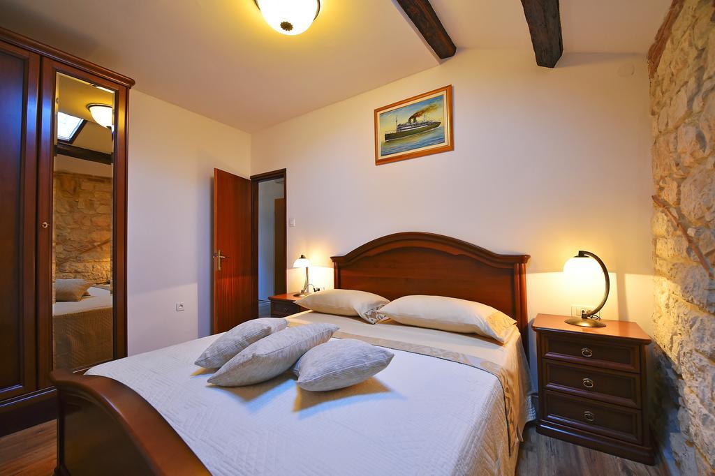 Antique Apartment Arsenale Rovinj Kültér fotó