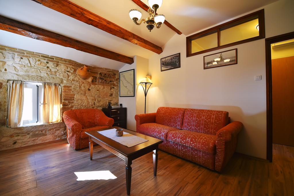Antique Apartment Arsenale Rovinj Kültér fotó