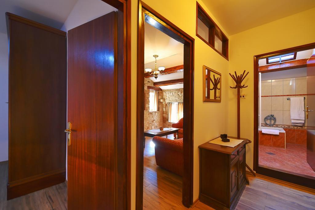 Antique Apartment Arsenale Rovinj Kültér fotó