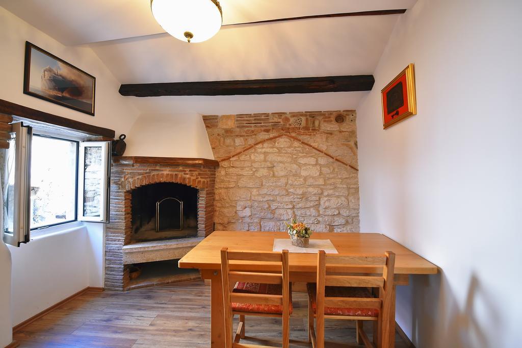Antique Apartment Arsenale Rovinj Kültér fotó